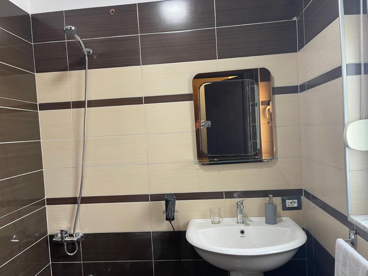 Tony Amazing Cozy Place Apartment Tirana