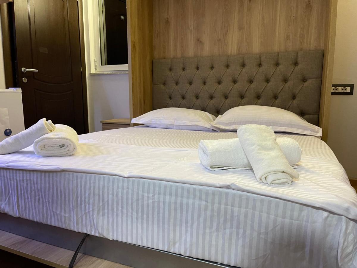 Tony Amazing Cozy Place * Tirana